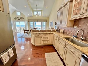 Fridge, microwave, oven, stovetop - 10 56th Street North (Sea Isle City)