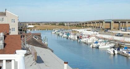 339 43rd Place, Unit:West