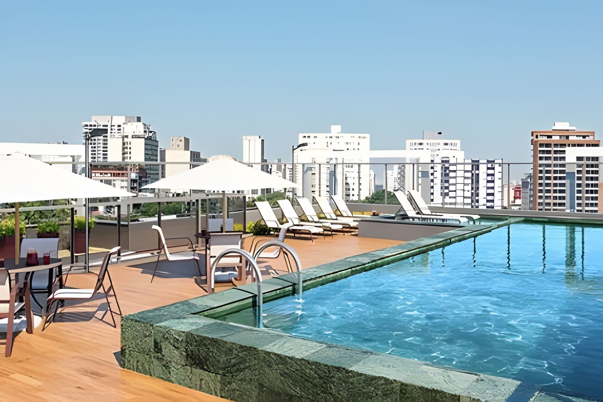 Căn hộ phong cách cổ điển | Hồ bơi | Hồ bơi ngoài trời 