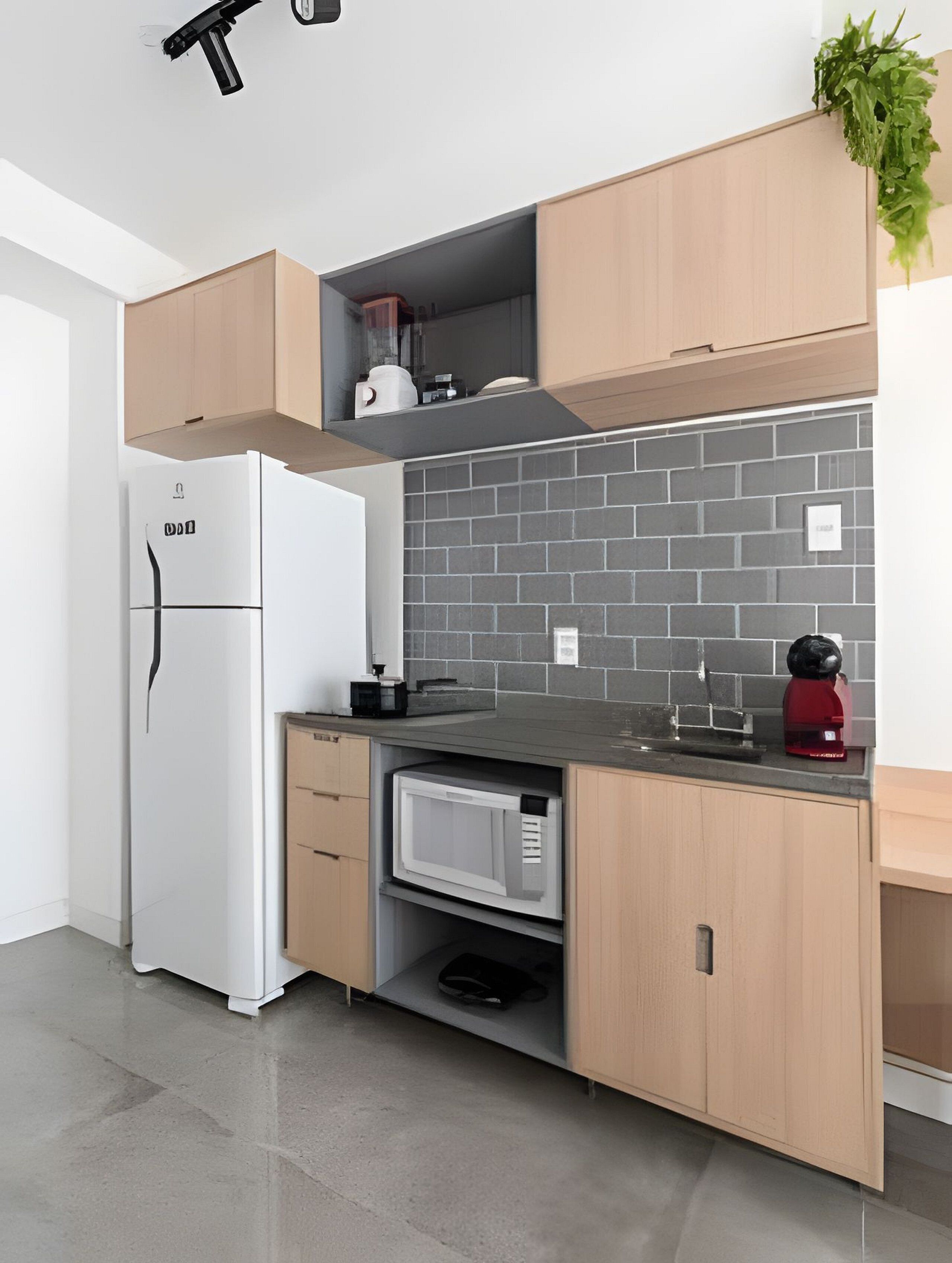 Family Studio | Private kitchen | Full-size fridge, microwave, stovetop, espresso maker