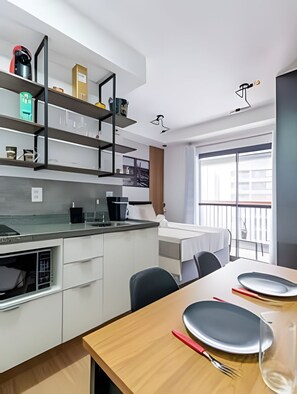 Studio | Dining
