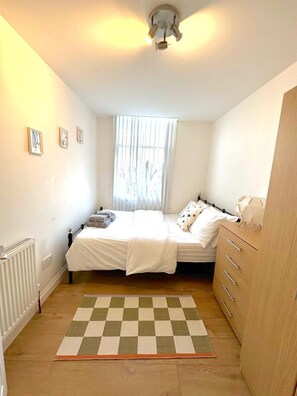 1 Schlafzimmer, Bügeleisen/Bügelbrett, WLAN, Bettwäsche