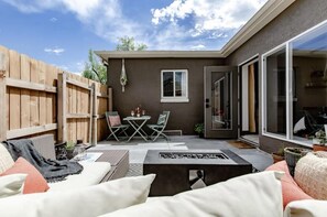 Terrace/patio - Unique Denver Designer Home 3 Bed/ 3 Bath (Denver)