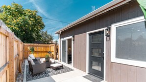 Terrace/patio - Unique Denver Designer Home 4 Bed/ 4 bath (Denver)