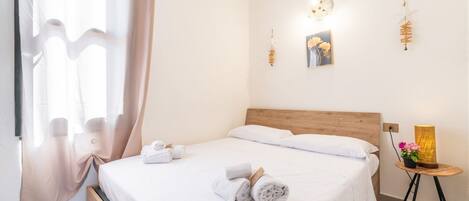 2 bedrooms, iron/ironing board, travel crib, WiFi