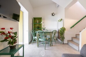 تناول الطعام