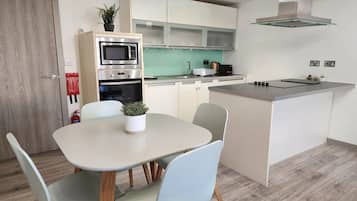Premium Apartment | In-room dining