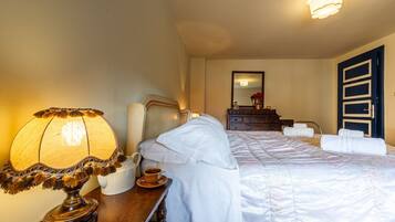 2 間睡房、熨斗/熨衫板、Wi-Fi、床單