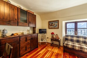 Living area - APT LA VILLETTE - Comfortable and well located (Courmayeur)