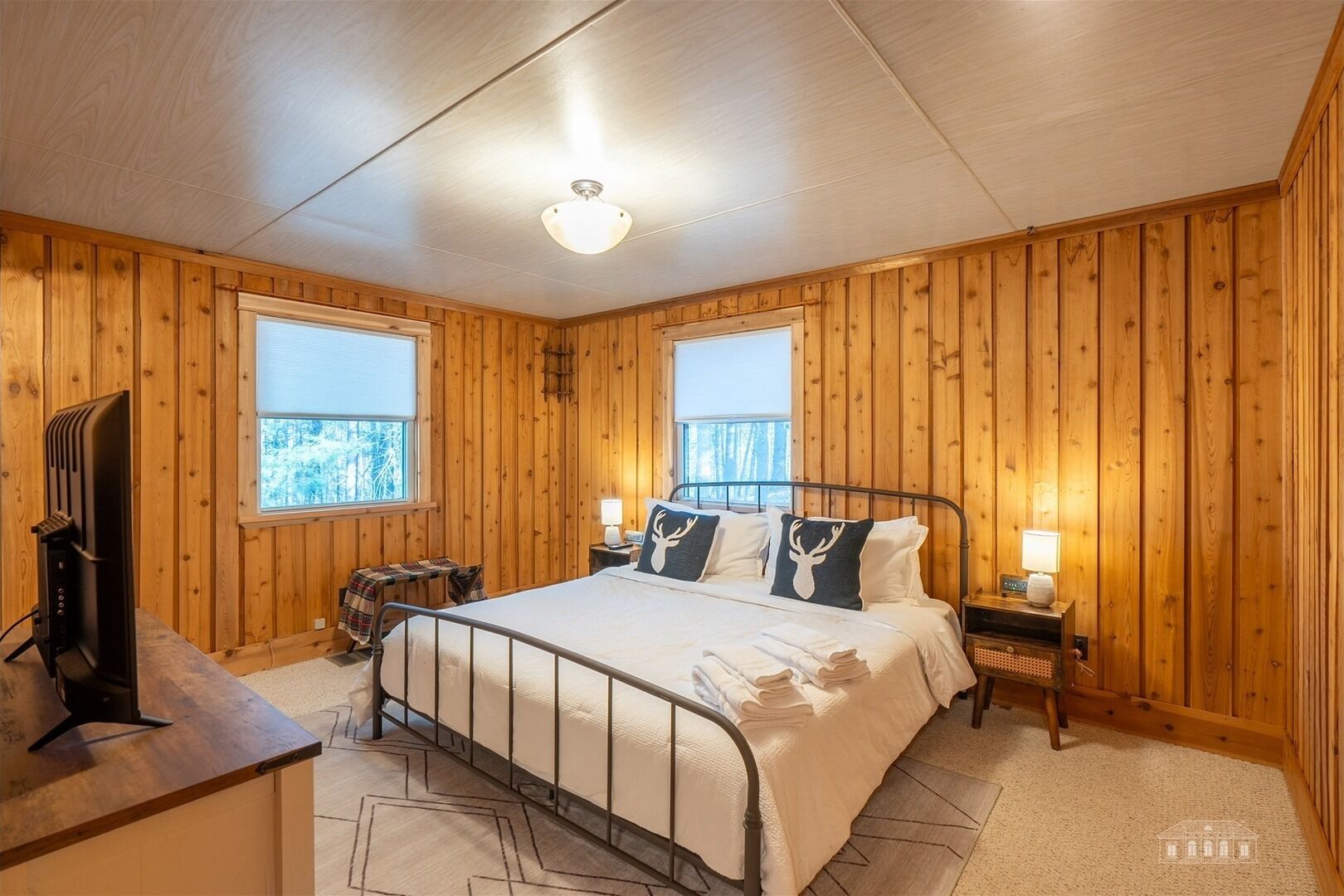 3 Schlafzimmer, Schreibtisch, Bügeleisen/Bügelbrett, WLAN