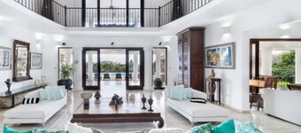 Amazing views, immense pool 60x20 ft 16+ guests 6BR Luxury Villa 9 Baths 9 Beds