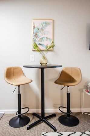 Dining - Neil B5 · Neil Nirvana, Steps 2 OSU Wexner (Columbus)