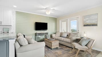 Kondominium, Beberapa Tempat Tidur (Grand Caribbean East 417) | Area keluarga | TV