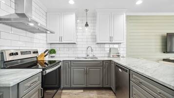 Condo, Multiple Beds (Grand Caribbean East 417) | Private kitchen | Oven, toaster, paper towels