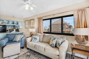 Apartment, Multiple Beds (Sundunes 111) | Living area