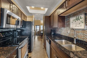 Horno, tostadora, servilletas de papel