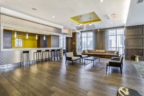 Interior - Rare 3BR 2BA Downtown Toronto Condo | High Floor | Lake View (Toronto)