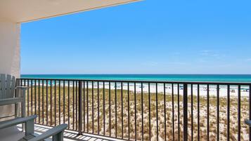 Apartment, Multiple Beds (Sundunes 122) | Property grounds