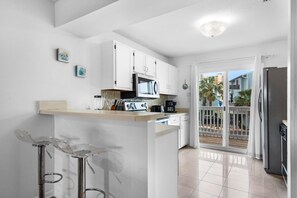 Apartment, Mehrere Betten (Sandcastle 20 -Navarre a Dull Moment) | Eigene Küche | Ofen, Toaster, Küchenrolle