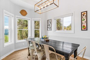 Hus - flera sängar (When the Sun Goes Down) | Restauranger