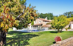 Property grounds - Amazing home in Bedoin (Bedoin)