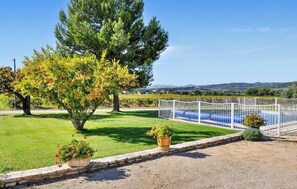 Property grounds - Amazing home in Bedoin (Bedoin)