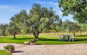Property grounds - Amazing home in Bedoin (Bedoin)
