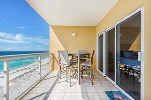 Condo, Multiple Beds (Emerald Isle Unit 1207) | Outdoor dining