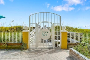 Condo, várias camas (Emerald Isle Unit 1207) | Área da propriedade