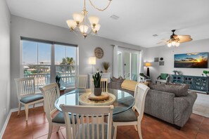 House, Multiple Beds (Bonita Bay) | Living area