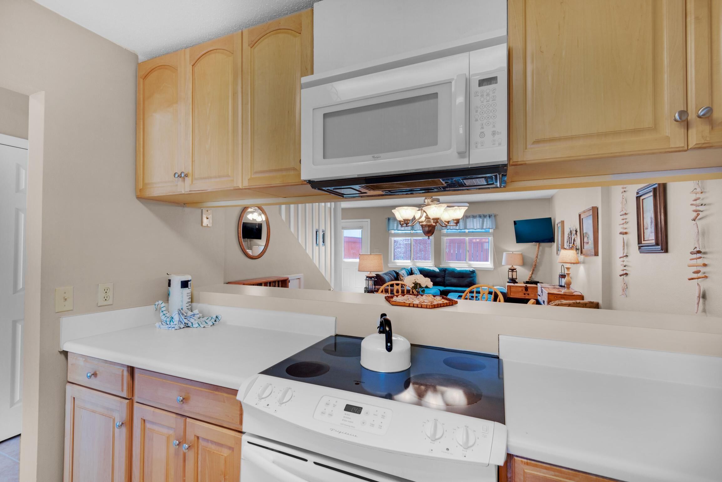 Condo, Multiple Beds (Sugar Beach F-27) | Private kitchen | Oven, toaster, paper towels