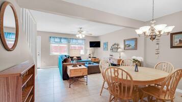 Condo, Multiple Beds (Sugar Beach F-27) | Interior