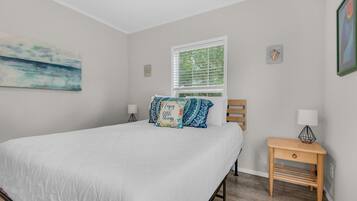 House, Multiple Beds (Beachin' Fun) | 3 bedrooms, WiFi