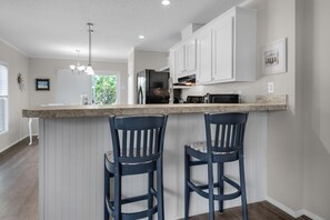 House, Multiple Beds (Beachin' Fun) | Dining - Beachin' Fun (Navarre)