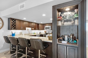 Condo, Multiple Beds (Starboard Village 521) | Private kitchen - Starboard Village 521 (Pensacola Beach)