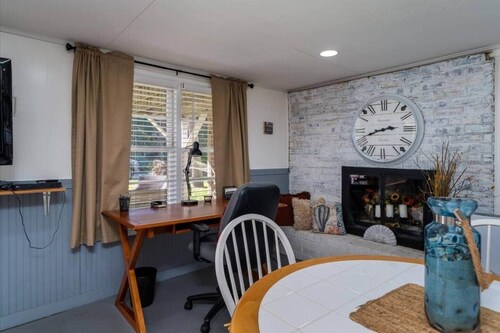 Adorable private one bedroom beach apartment