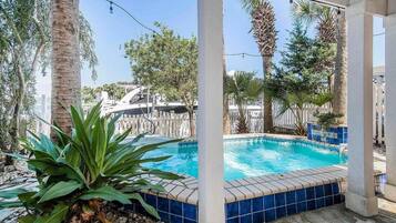 House, Multiple Beds (Tequila Sunrise) | Pool