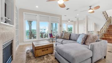 House, Multiple Beds (Tequila Sunrise) | Living area | TV