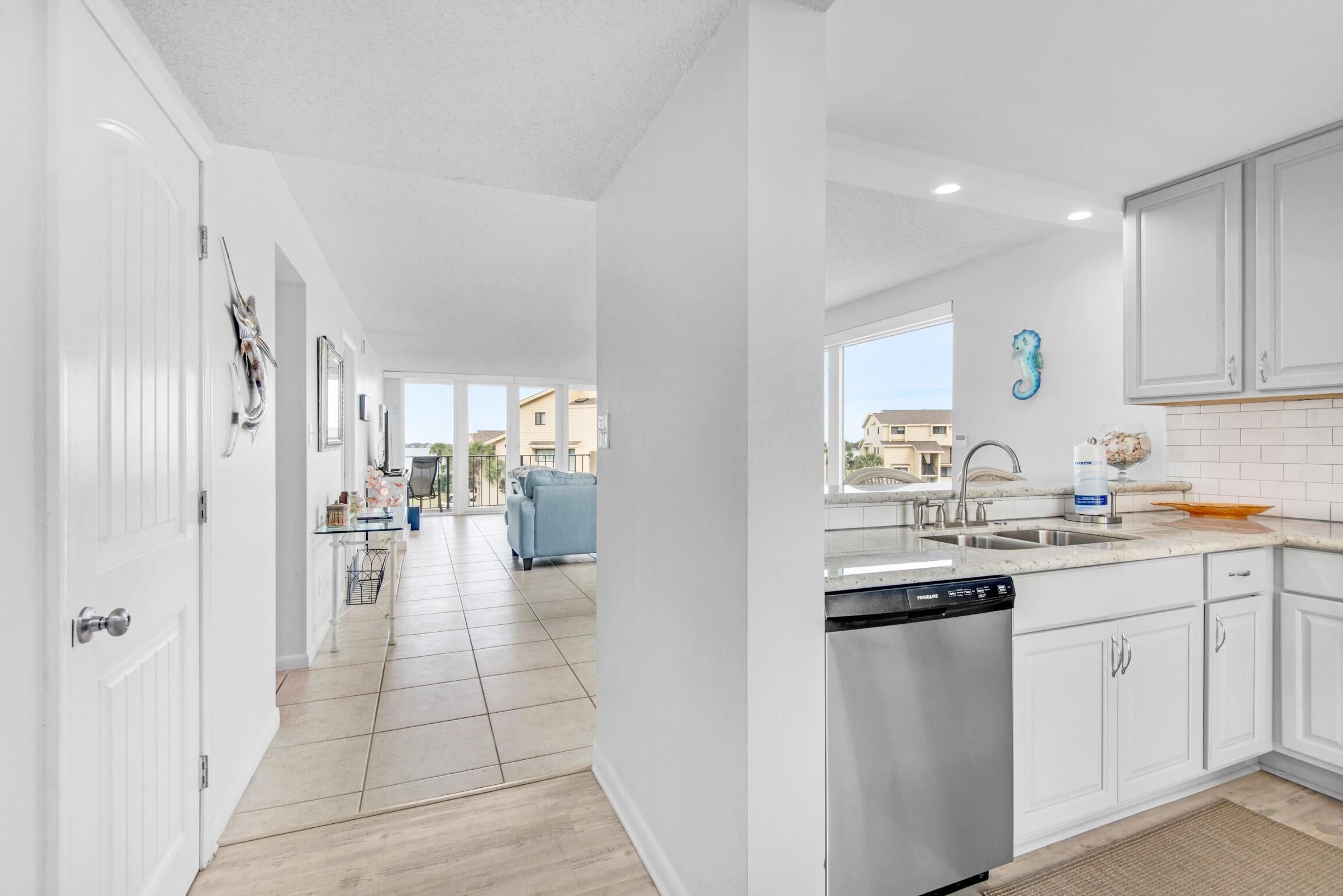 Apartamento, varias camas (Santa Rosa Dunes 1021) | Cocina privada | Horno, tostadora y papel de cocina