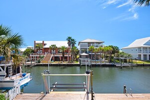 House, Multiple Beds (Sailor's Cove) | Marina