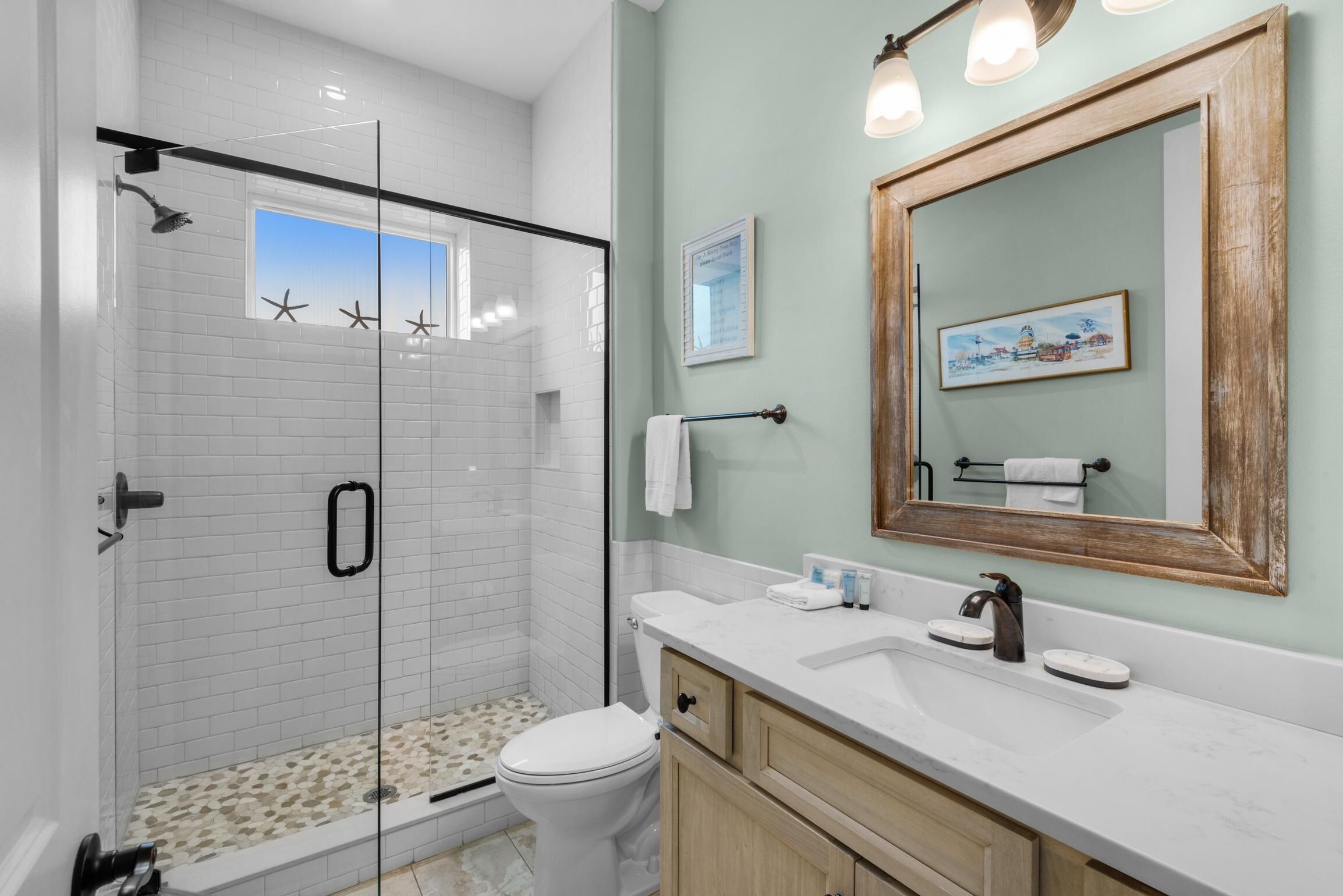 House, Multiple Beds (Emerald Oasis)