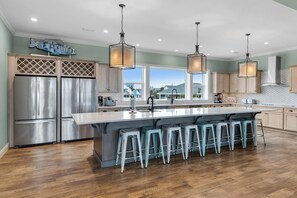 House, Multiple Beds (Emerald Oasis) | Private kitchen - Emerald Oasis (Pensacola Beach)