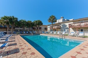 Pool - Beachview 101- Beaches and Moonbeams (Navarre)