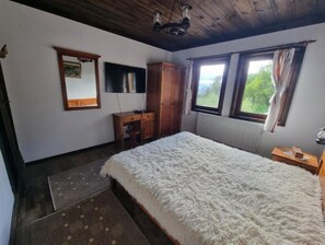 4 Schlafzimmer, Bügeleisen/Bügelbrett, Reisekinderbett, kostenloses WLAN
