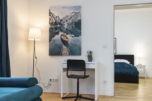 2 makuuhuonetta, silitysrauta/-lauta, Wi-Fi, vuodevaatteet