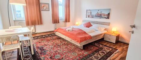 2 soverom, strykejern/-brett, wi-fi og sengetøy