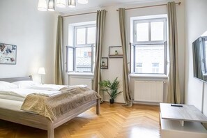2 chambres, fer et planche à repasser, Wi-Fi, draps fournis