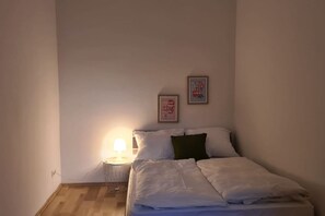 2 Schlafzimmer, Bügeleisen/Bügelbrett, WLAN, Bettwäsche