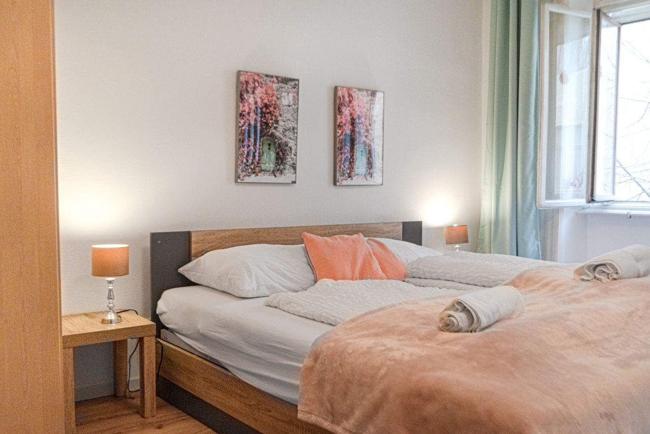 1 soverom, strykejern/-brett, wi-fi og sengetøy