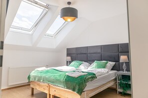 2 bedrooms, WiFi, bed sheets